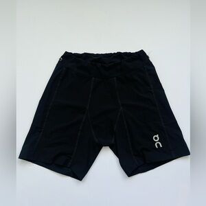 On Cloud Ultra Lightweight Versatile Hybrid Shorts